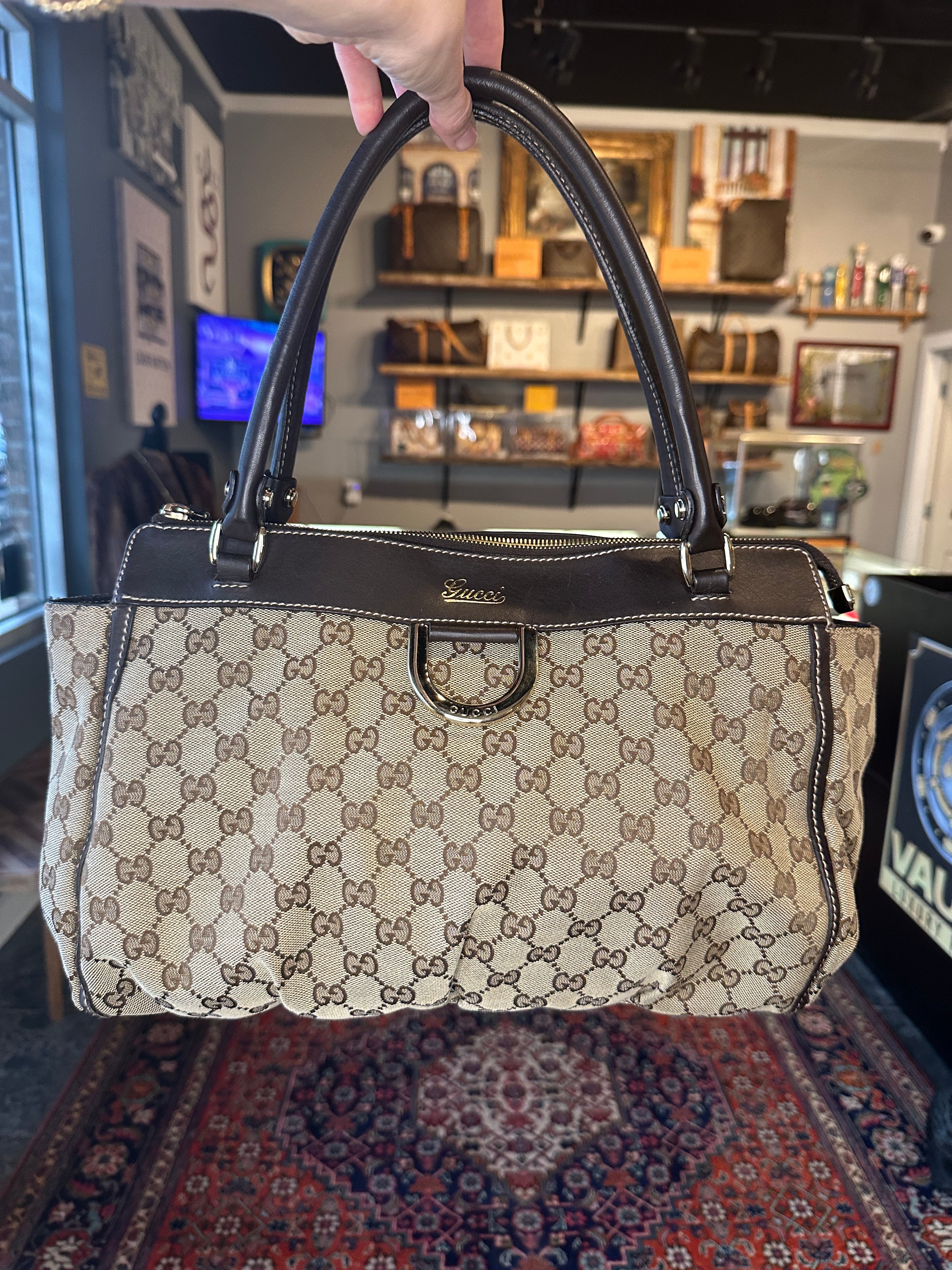 GUCCI LOUIS VUITTON D&G グッチ ヴィトン ドルガバ mqdefault.jpg